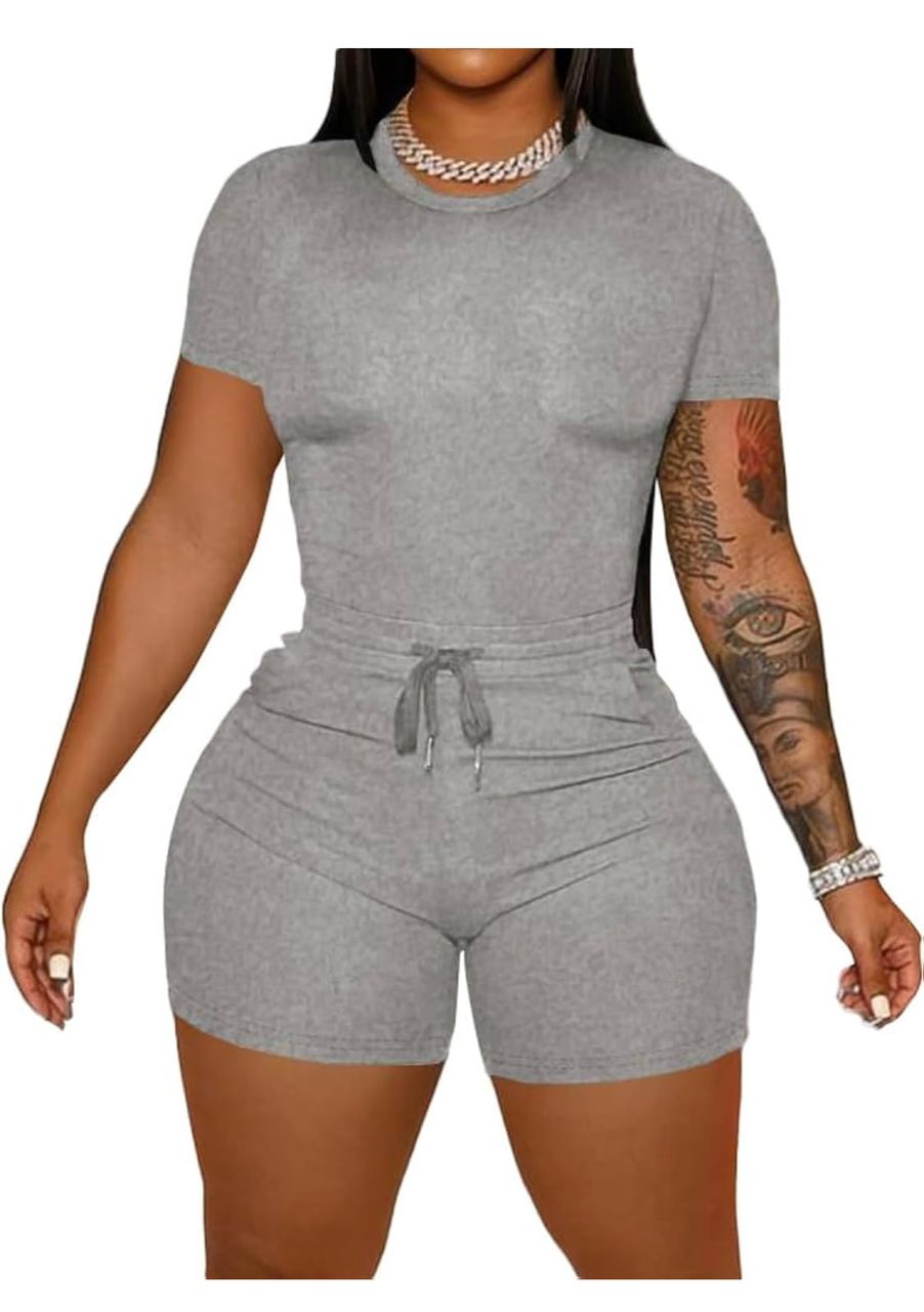 Conjunto de Camiseta y Short - Gris